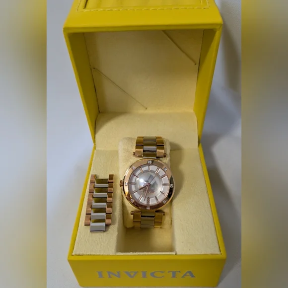 Invicta Women display picture 3